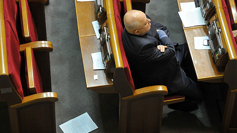 Рада приняла бюджет около 4 утра