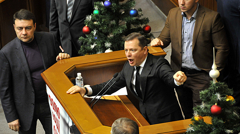 Рада приняла бюджет около 4 утра