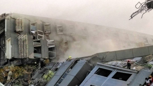 В результаті землетрусу загинули 37 осіб