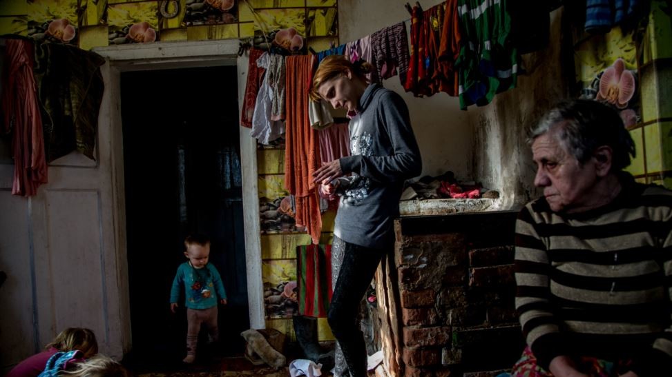 Донецк. Жители Петровского района