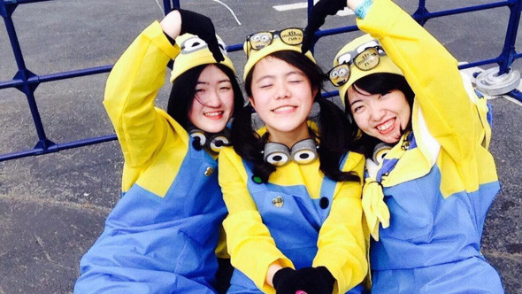 Учасники забігу з задоволенням робили селфи