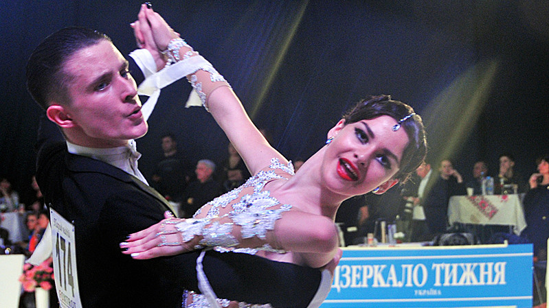 На паркете выступали танцоры разных возрастов