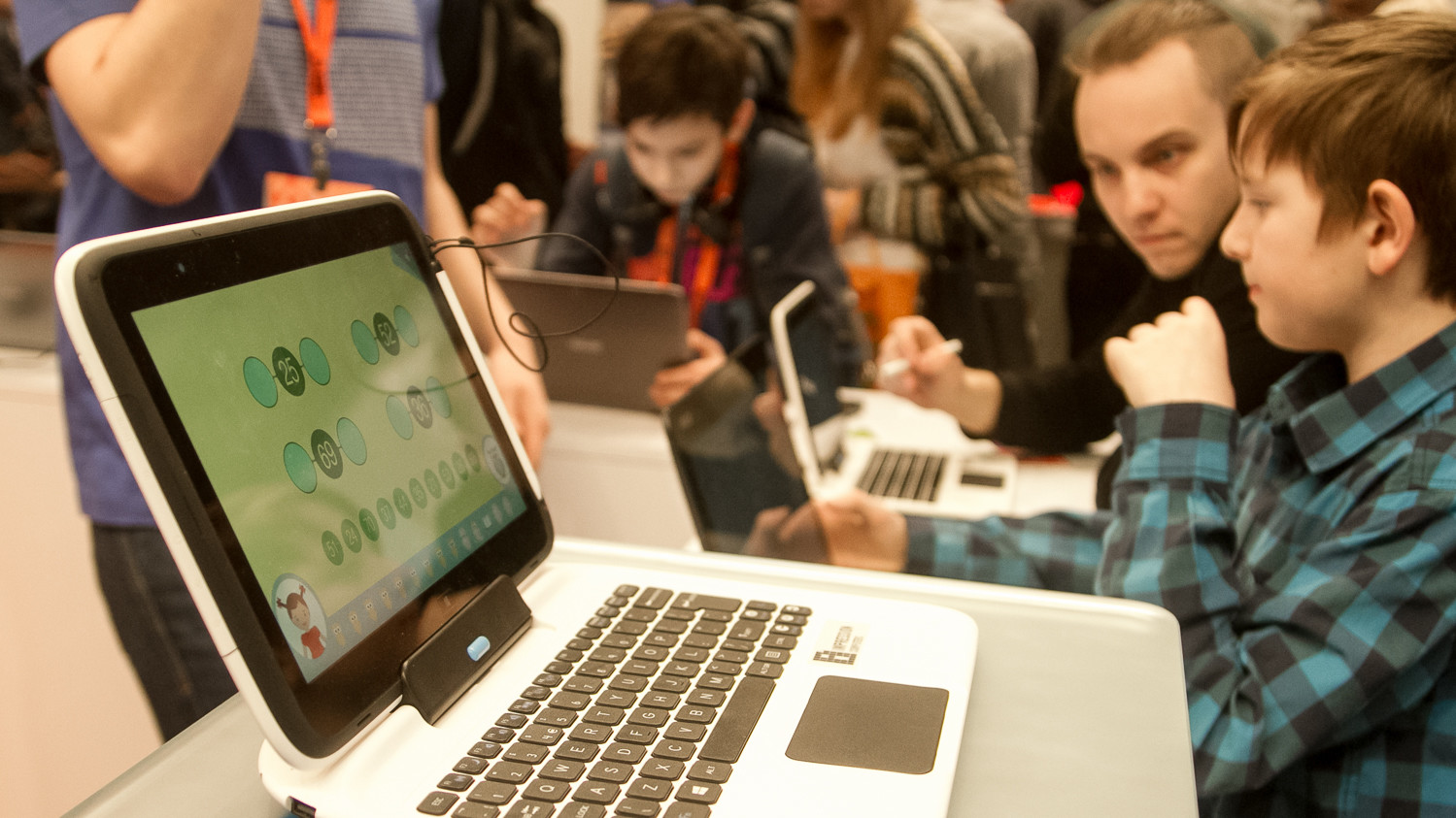 Відвідувачам форуму розповіли про інноваційні технології