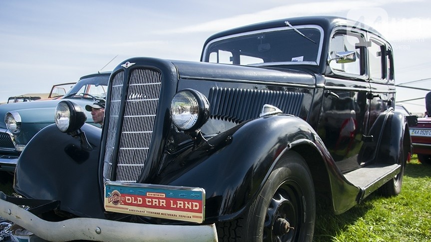 Old Car Land-2016