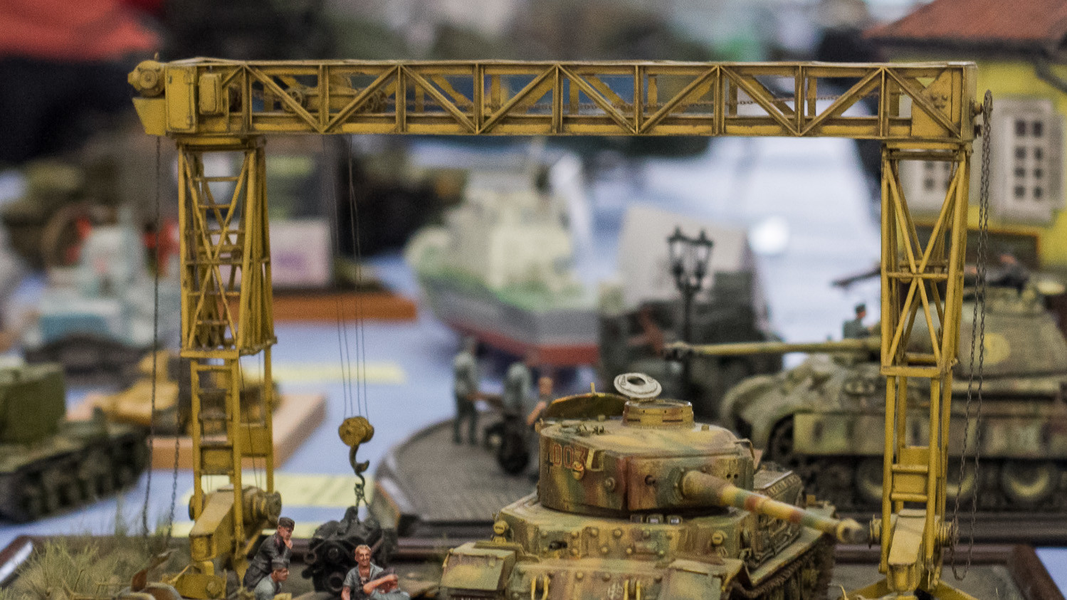 Фестиваль моделистов в "Украинском доме" проходил в рамках празднования дня Киева