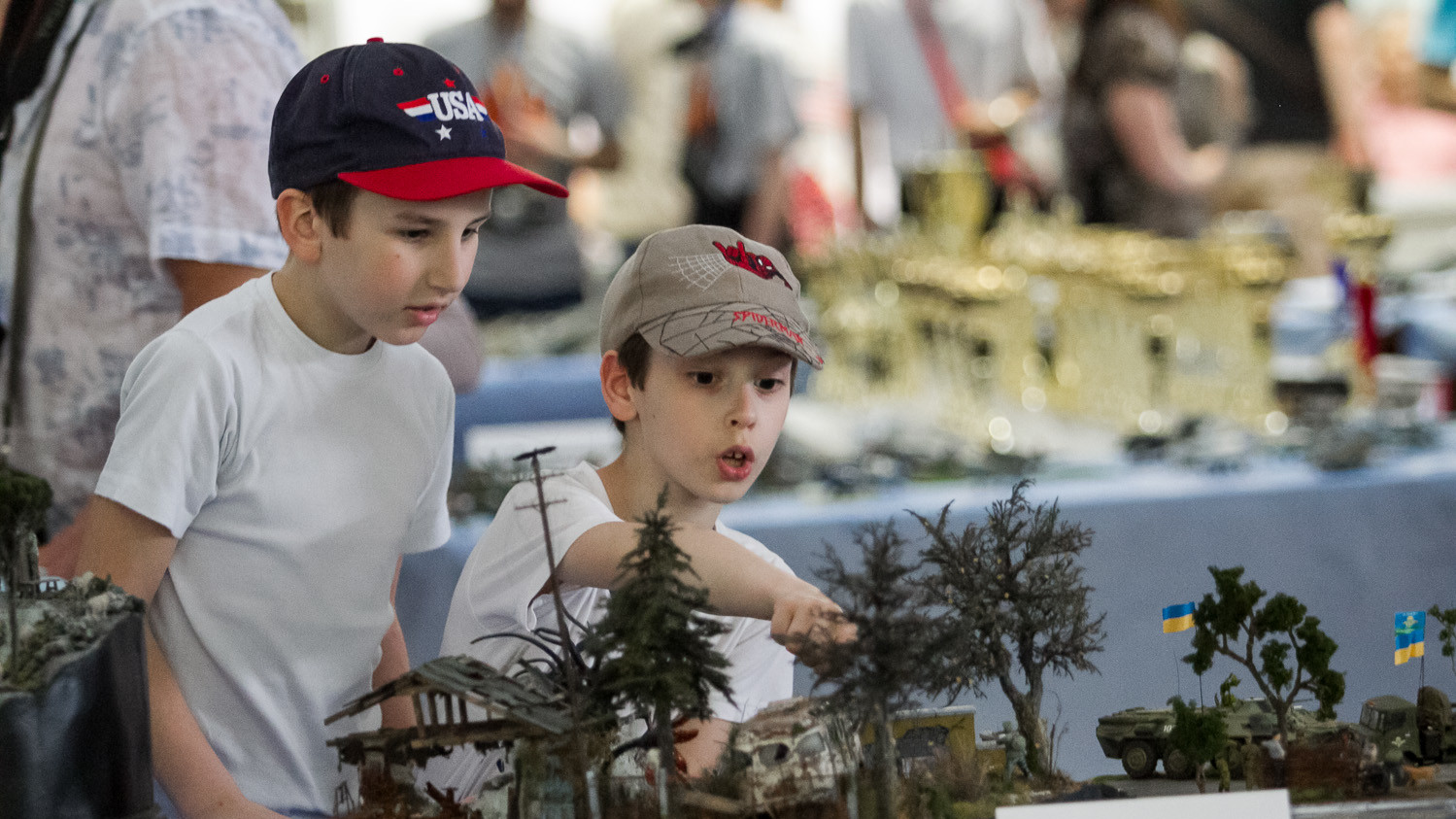 Фестиваль моделистов в "Украинском доме" проходил в рамках празднования дня Киева