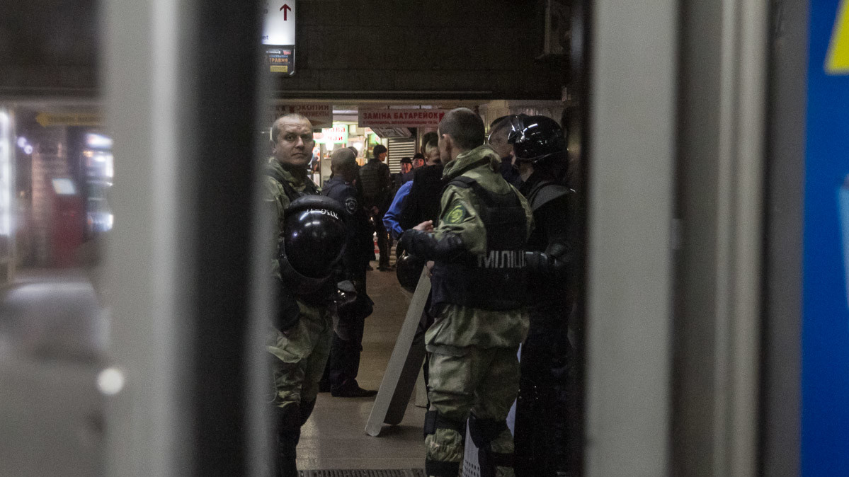 Правоохранители позаботились о безопасности участников акции и в метро