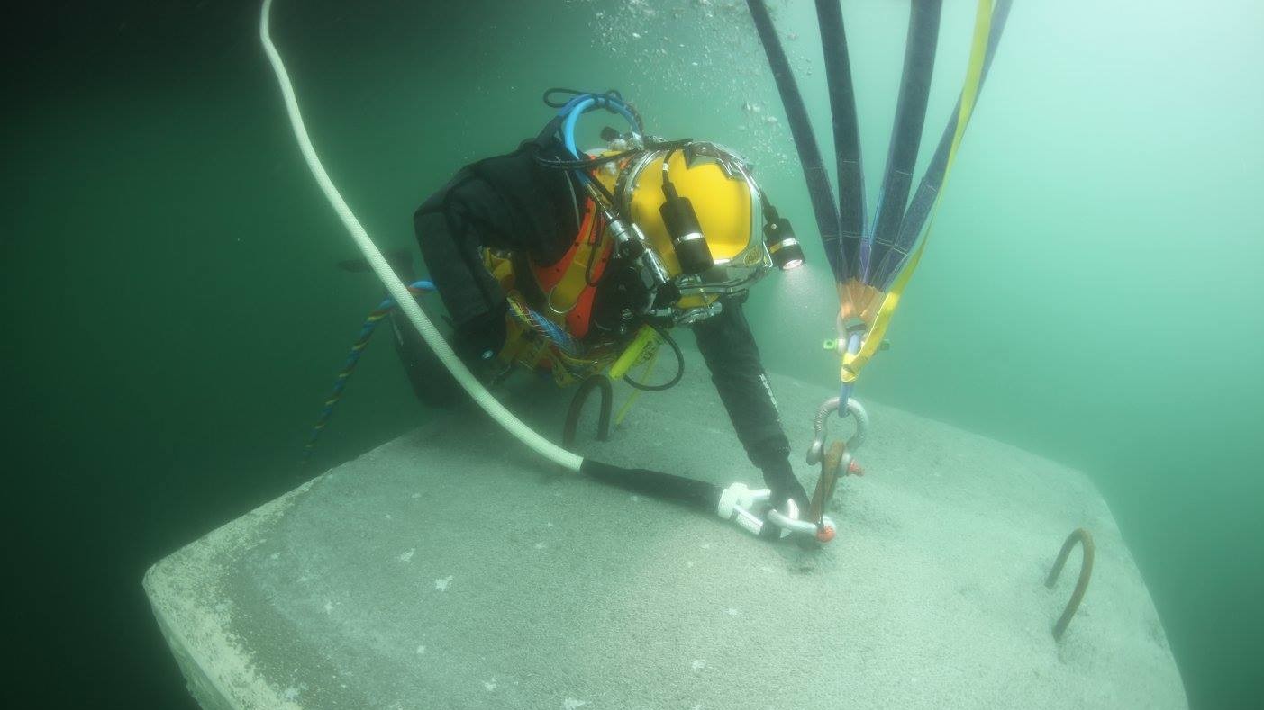 Робота над "Плавучими пірсами" тривала багато місяців