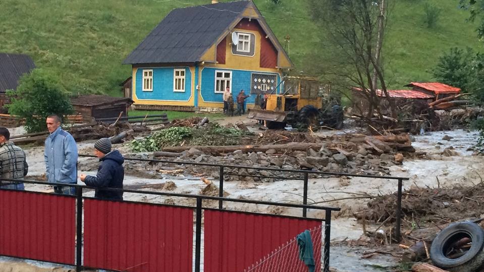 Наслідки зливи на Закарпатті