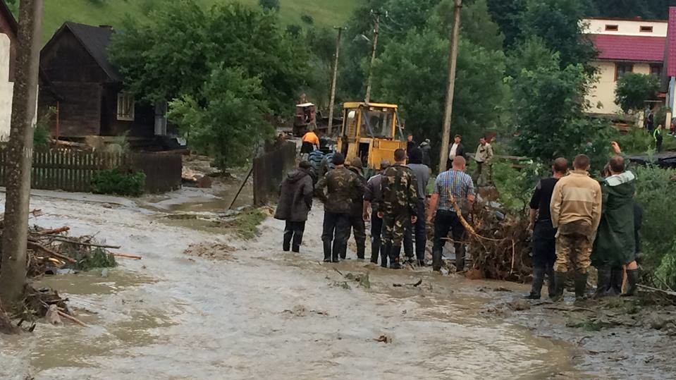 Наслідки зливи на Закарпатті