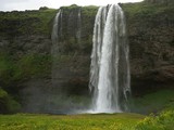 Водоспад Сельяландсфосс в Ісландії