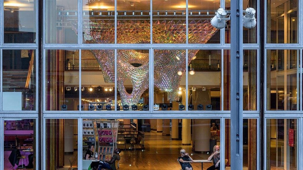 Інсталяція у вигляді серця знаходиться в Southbank Centre