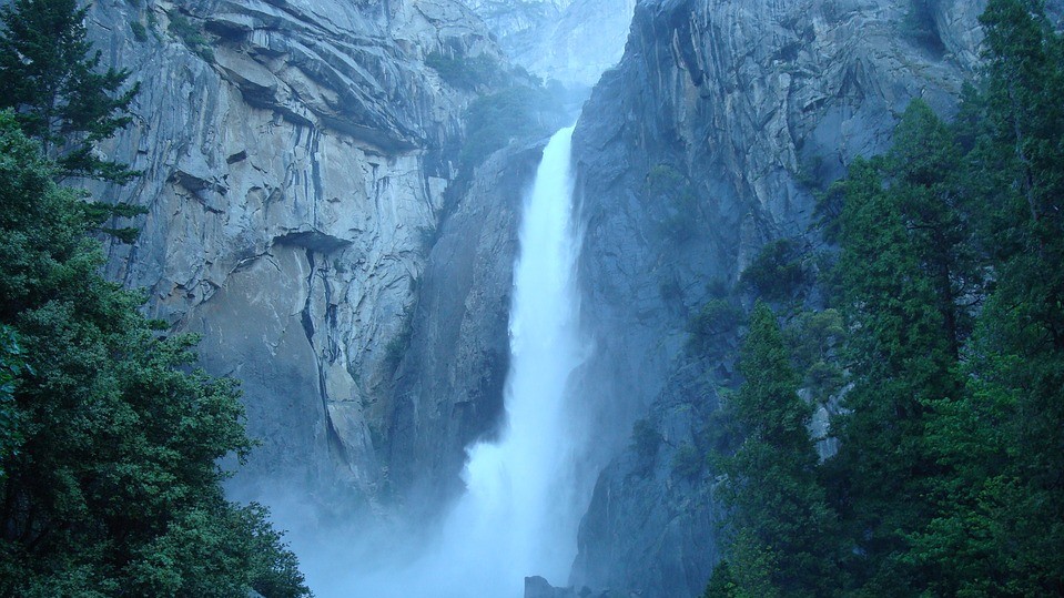 Водоспад Йосеміті, Каліфорнія