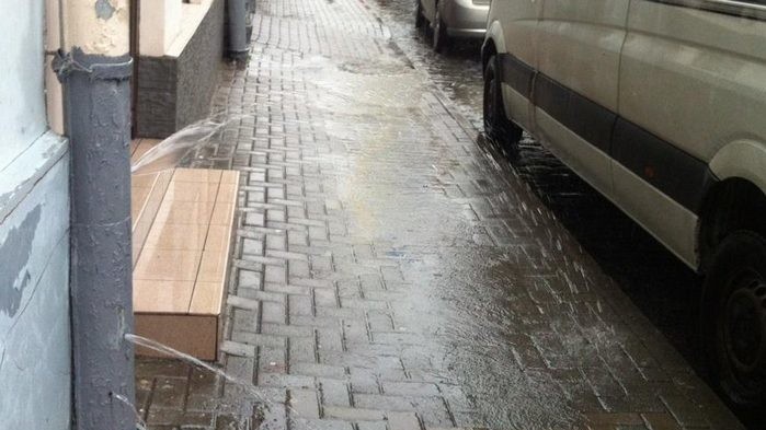 Последствия ливня во Львове