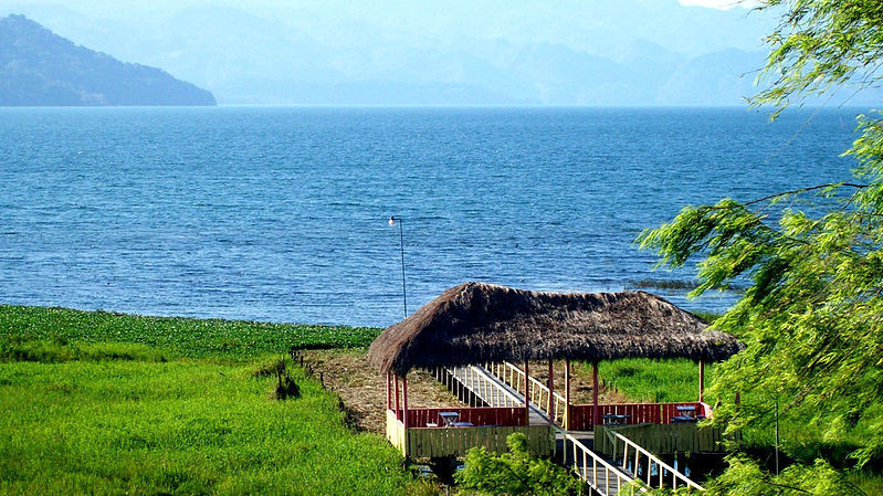 7. Озеро Лаго-де Йохоа в Гондурасі