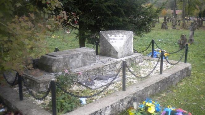 У Польщі вандали знищили пам'ятник воїнам УПА