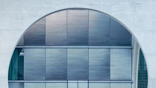 Тім Корнбілл, Велика Британія