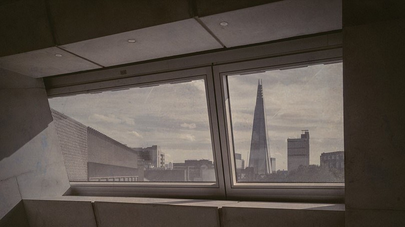 Роберт Уокер, Велика Британія