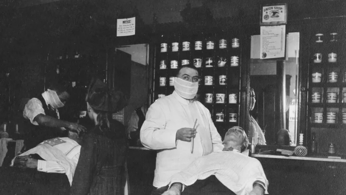 Пандемия испанки, вероятно, началась в США. Заразилась треть населения планеты. Скончались не менее 50 миллионов человек по всему миру