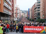У Каталонії почалися страйки, активісти заблокували дороги.