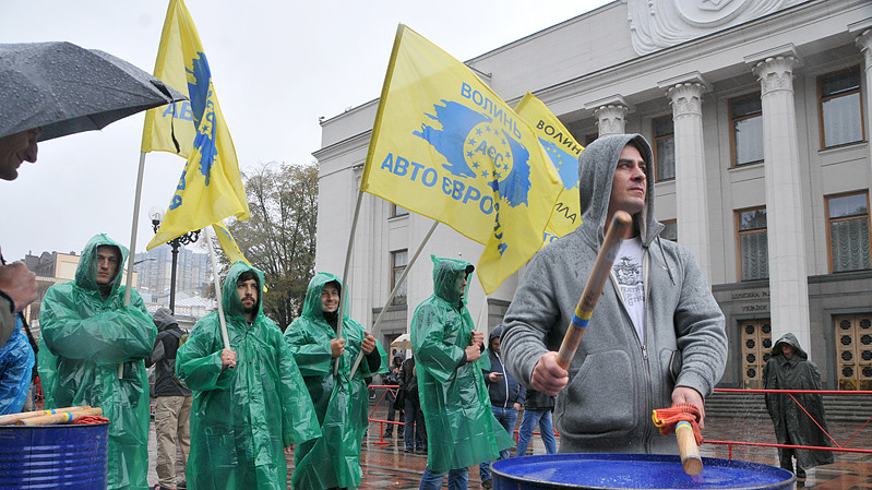За останній рік участь у протестах брали 15% українців