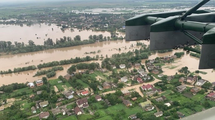 В Івано-Франківській області 20 та 21 червня пройшли зливові дощі з градом, через що в гірських річках піднявся рівень води