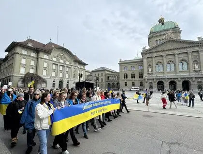 Три роки боротьби: глобальні акції на підтримку України (фото)