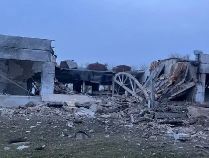 Росіяни масовано атакували Київщину ракетами та дронами: в ОВА показали фото наслідків