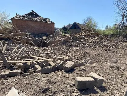 Авіація РФ здійснила масоване бомбардування міста в Харківській області: четверо поранених