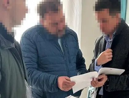 Розікрали мільйони на будівництві Подільського мосту: СБУ та БЕБ підозрюють столичних чиновників в організації схеми