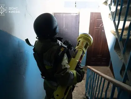 ДСНС показала наслідки масованого удару по Києву: вогнем уражено чимало багатоповерхівок