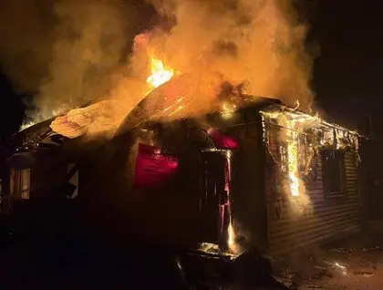 Дрони атакували Чернігів та область: є поранені, пошкоджено енергооб'єкт та будинки