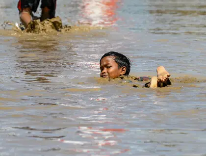 Повені після тропічного шторму: у трьох країнах Азії загинули понад 900 людей