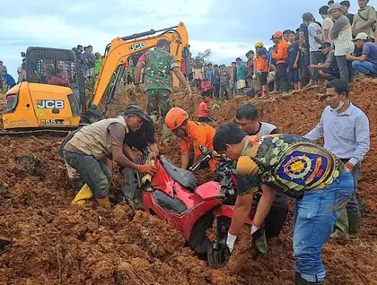 Повені після тропічного шторму: у трьох країнах Азії загинули понад 900 людей