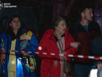 Росіяни масовано атакували Одесу дронами: є влучання по енергетиці та поранені