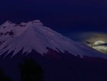 Остання суперповня 2025 року: яким був грудневий супермісяць у різних країнах світу