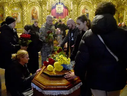 У Києві відбулося прощання із військовим та режисером 