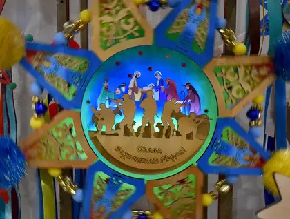 Різдвяні рукотвори з усієї України: в Музеї Івана Гончара проходить традиційний ярмарок