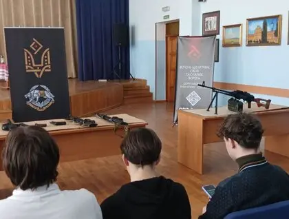 Готувати майбутнє сьогодні: військові ССО провели заняття для старшокласників на Київщині