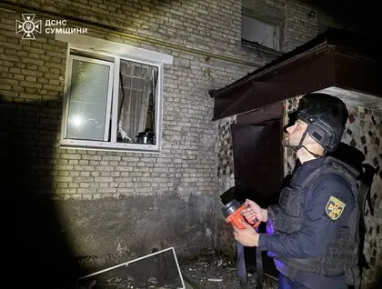 Росіяни обстріляли місто в Сумській області: є поранені, пошкоджено міськраду, освітній заклад та будинки