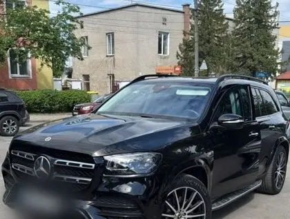 У затриманих вранці посадовців Нацполіції вилучили 22 млн грн та автомобілі