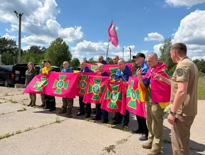 В Україну з полону РФ повернулися 185 захисників. Серед звільнених учасник повітряного мосту до Азовсталі