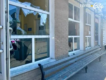 Дрони влучили біля автовокзалу в Сумській області: є поранені