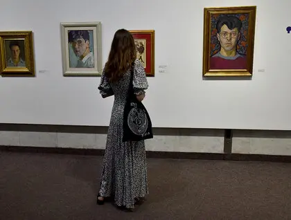 В «Українському домі» презентували понад 250 творів Олександра Дубовика, що пройшли крізь радянську цензуру та репресії