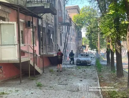 Росія завдала удару по Запоріжжю: четверо поранених, є руйнування