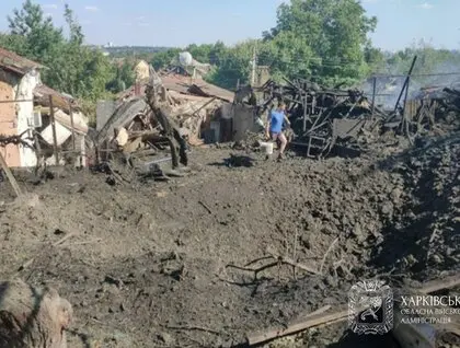 Росіяни масовано атакували авіабомбами Харків: понад 30 людей поранено, загинув підліток