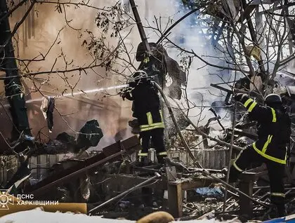 Росіяни масовано атакували авіабомбами Харків: понад 30 людей поранено, загинув підліток