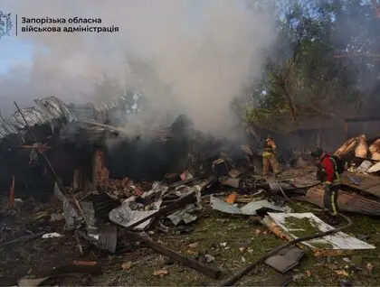 РФ атакувала Запоріжжя: пошкоджено підприємство, понад 15 тисяч абонентів залишилися без світла
