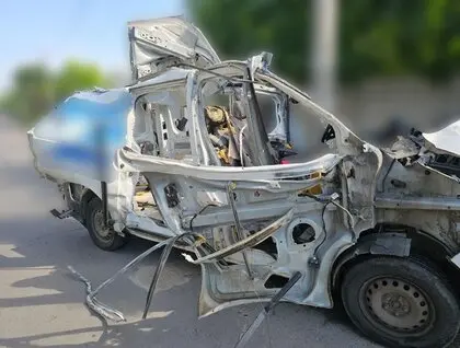 Росіяни влучили в маршрутку та автомобіль у Херсоні: є загиблі та поранені