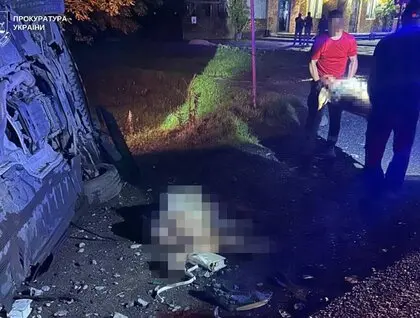 У Бродах п’яний водій влетів у дерево та електроопору: загинули троє неповнолітніх дівчат